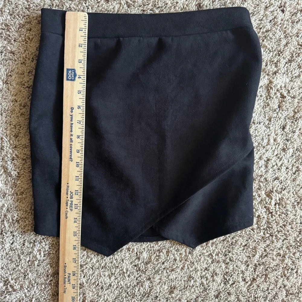 Newbury Kustom faux suede